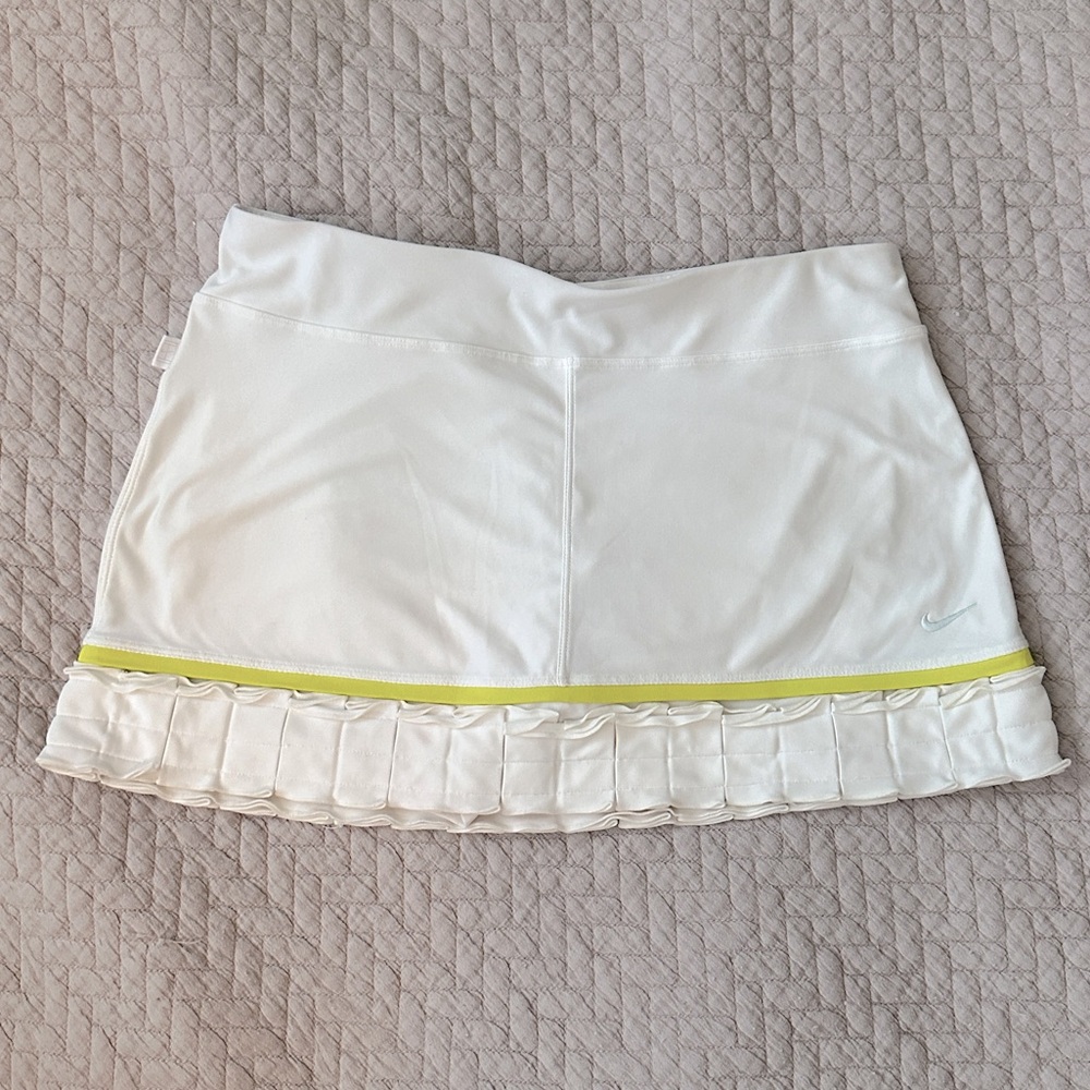 NIKE Ruffle Skirt